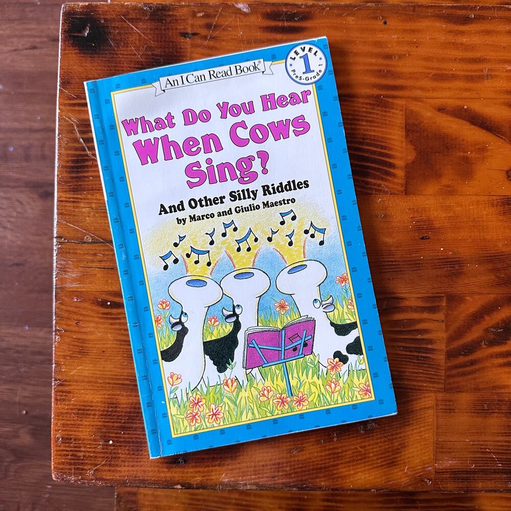 Vintage '97 What Do You Hear When Cows Sing & Other Silly Riddles Paperback Book